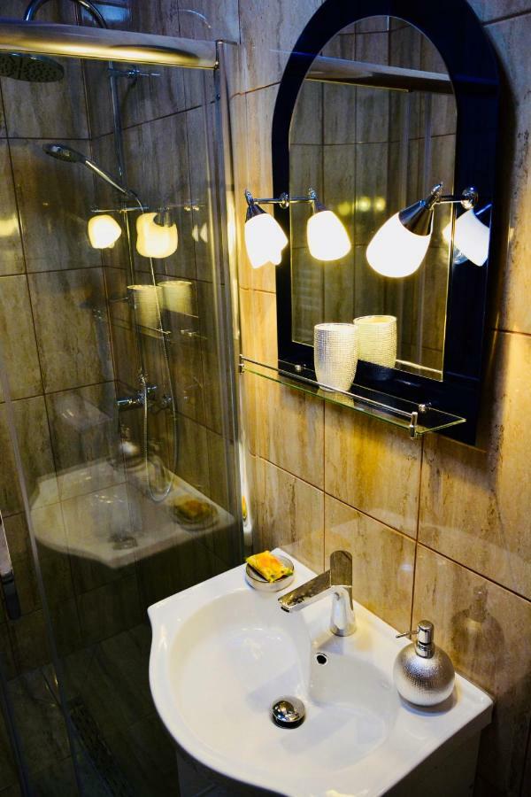 Casa Iris Center Hotel Sibiu Buitenkant foto